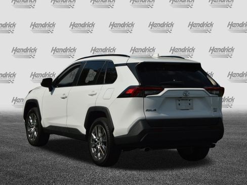 Used 2019 Toyota RAV4 XLE Premium w/ Cold Weather Package AWD/4WD image 9