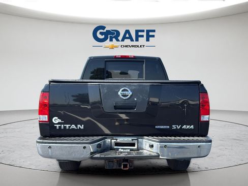 Used 2011 Nissan Titan SV w/ SV Value Truck Pkg AWD/4WD image 6