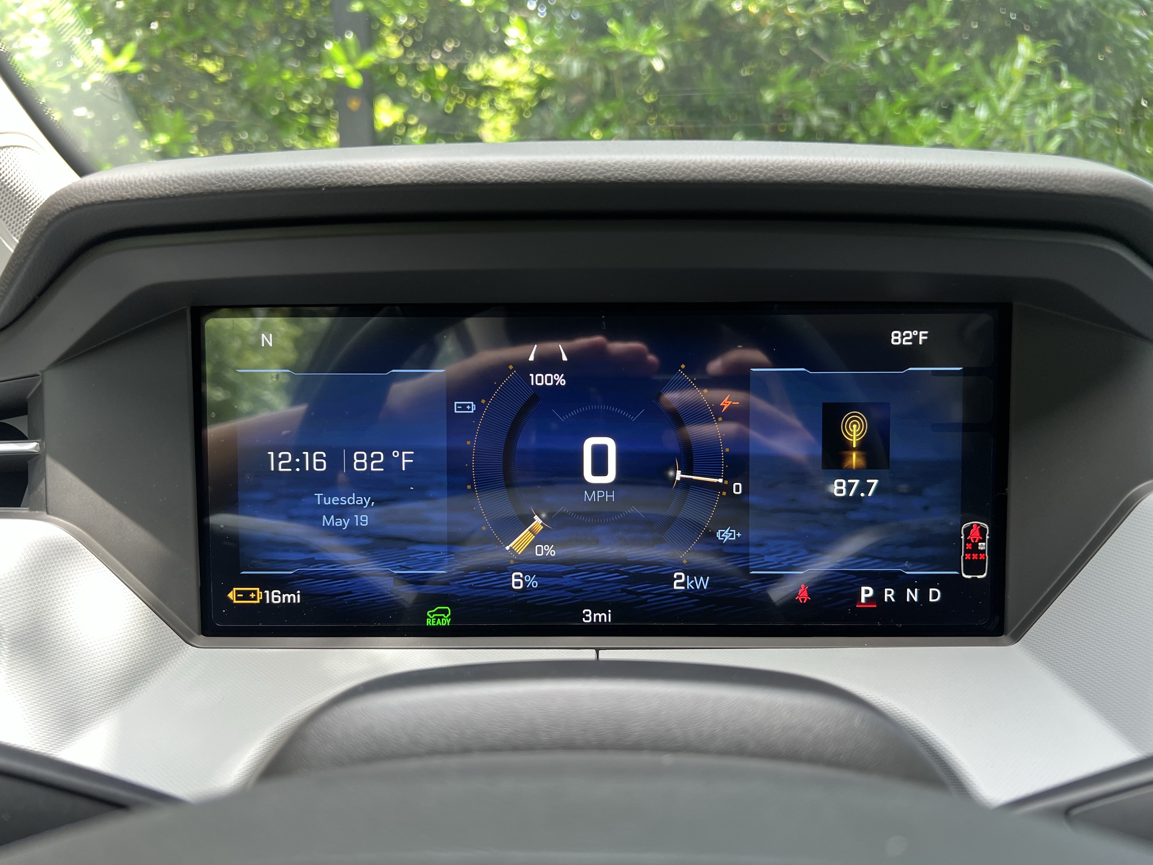 New 2027 Chevrolet Bolt LT w/ Comfort Package FWD image 22