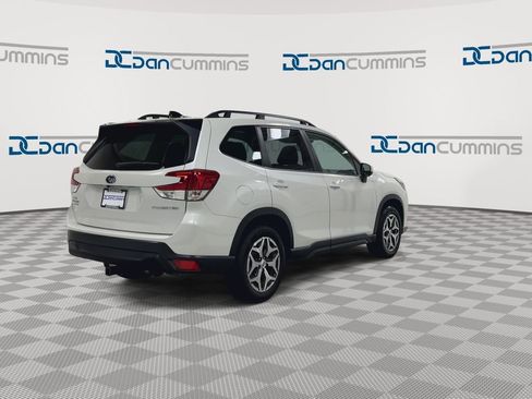 Used 2024 Subaru Forester Premium AWD/4WD image 8