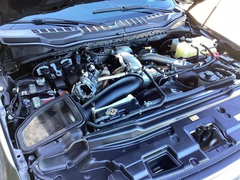 Used 2022 Ford F250 Platinum w/ FX4 Off-Road Package image 18