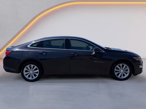 Used 2023 Chevrolet Malibu LT FWD image 2