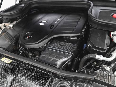 Used 2023 Mercedes-Benz GLE 450 4MATIC w/ 3rd Row Seat Package image 48