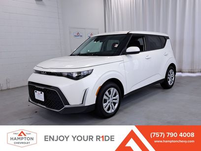 Used 2023 Kia Soul LX