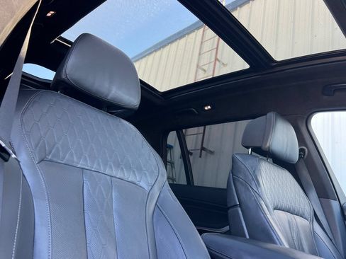 Used 2020 BMW X7 M50i AWD/4WD image 23