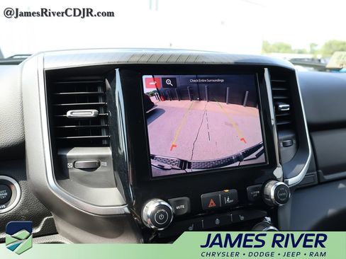 Used 2025 RAM 1500 Big Horn AWD/4WD image 33