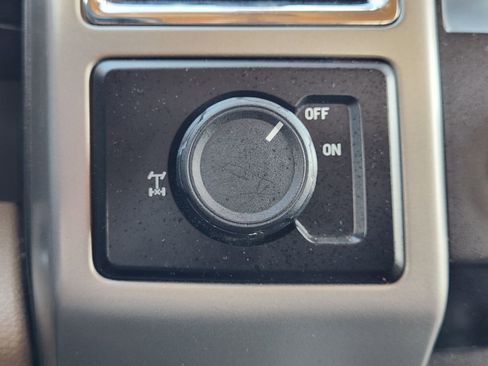 Used 2015 Ford F150 Lariat w/ Equipment Group 501A Mid image 22