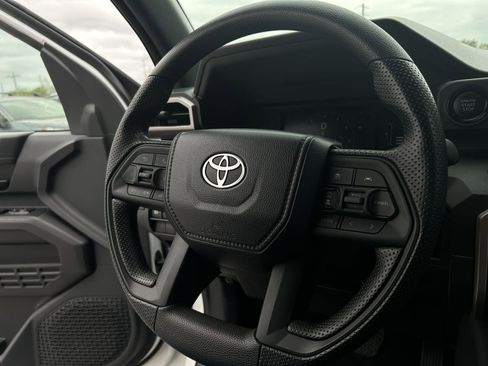 Used 2024 Toyota Tacoma SR AWD/4WD image 8