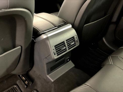 Used 2021 Land Rover Range Rover Velar R-Dynamic S image 11