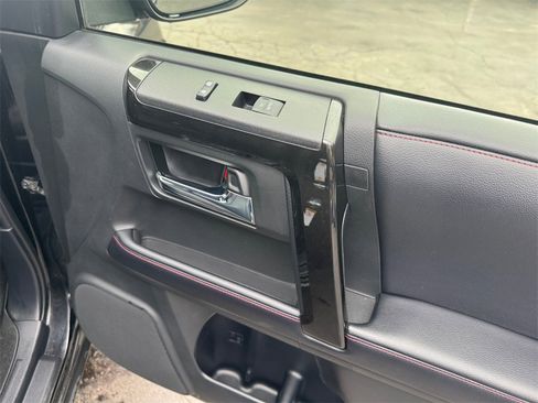Used 2019 Toyota 4Runner TRD Off-Road Premium image 22