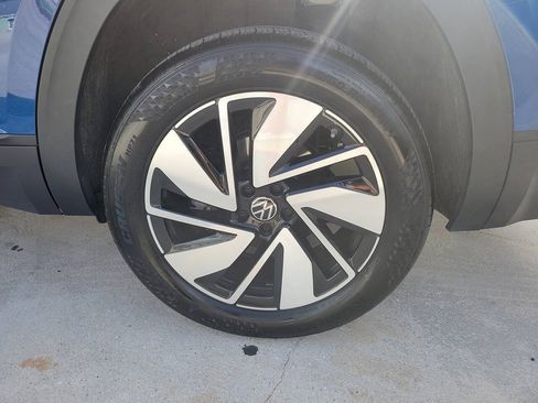 Used 2026 Volkswagen Atlas SE FWD image 16