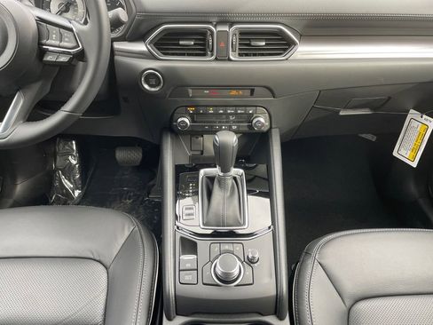 New 2025 MAZDA CX-5 AWD 2.5 S w/ Preferred Package image 9