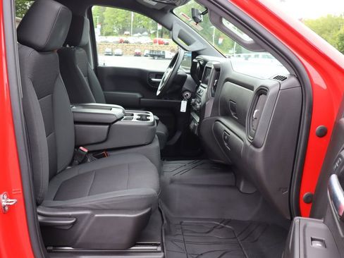 Used 2020 Chevrolet Silverado 1500 Custom w/ Custom Value Package AWD/4WD image 14
