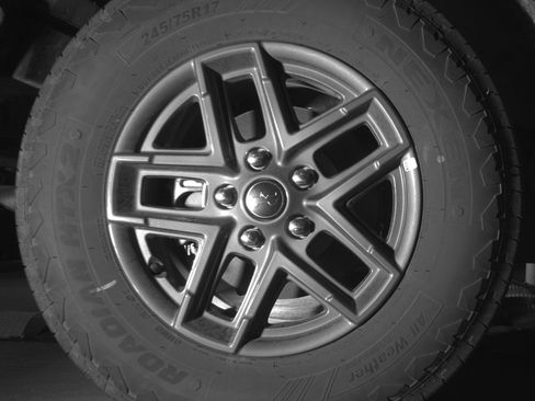 Used 2025 Jeep Wrangler Unlimited Sport AWD/4WD image 15