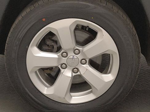 Used 2019 Jeep Compass Latitude w/ Popular Equipment Group image 31