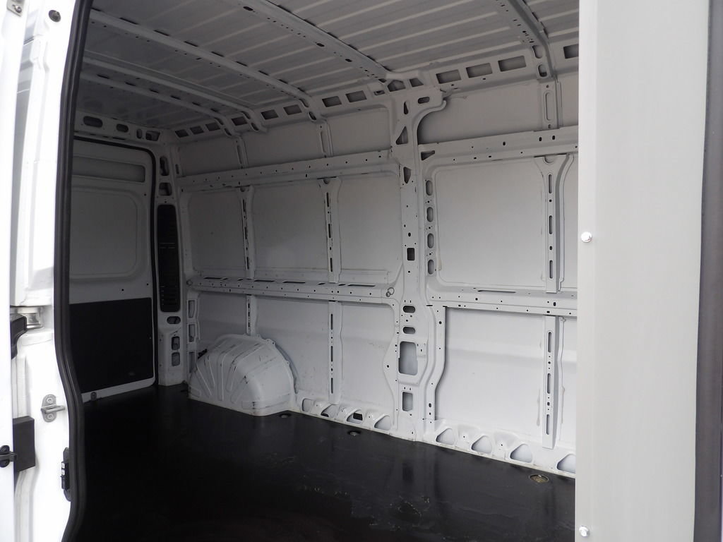 Used 2023 RAM ProMaster 2500 w/ Driver Convenience Group FWD image 29