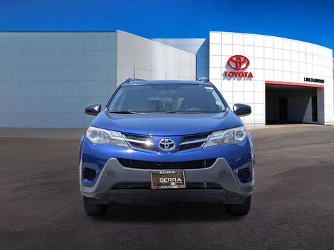 Used 2015 Toyota RAV4 LE AWD/4WD image 4