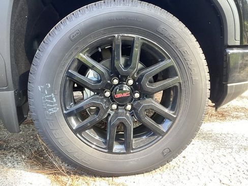 New 2025 GMC Sierra 1500 Pro w/ Graphite Edition image 9