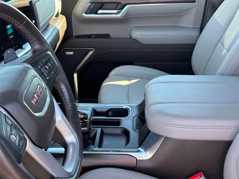Certified 2023 GMC Sierra 1500 SLT image 12