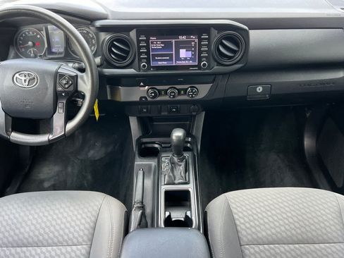 Used 2020 Toyota Tacoma SR w/ SR Convenience Package RWD image 4
