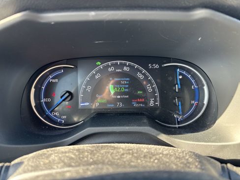 Used 2023 Toyota RAV4 XLE Premium AWD/4WD image 17