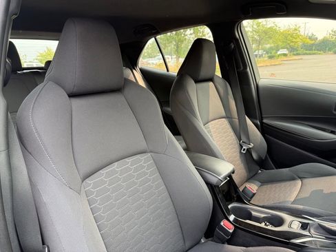 Used 2019 Toyota Corolla SE FWD image 22