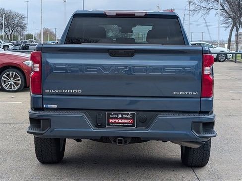 Certified 2024 Chevrolet Silverado 1500 Custom image 33