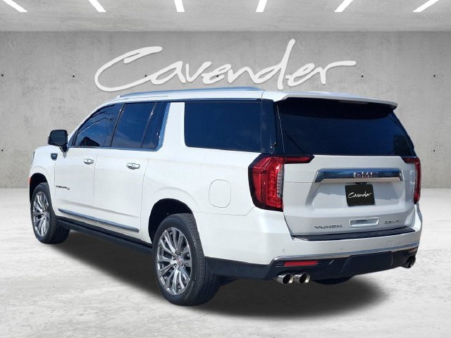 Used 2022 GMC Yukon XL Denali w/ Denali Ultimate Package AWD/4WD image 17