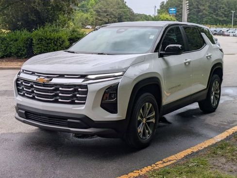 New 2026 Chevrolet Equinox LT FWD image 5
