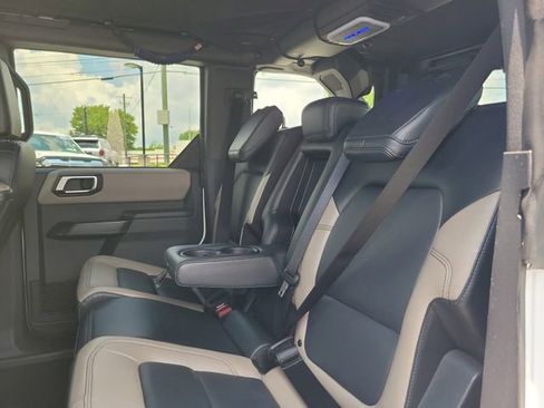 Used 2024 Ford Bronco Wildtrak AWD/4WD image 26