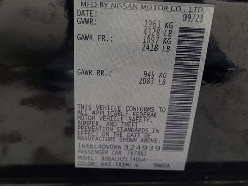 Used 2024 Nissan Altima 2.5 SV image 33