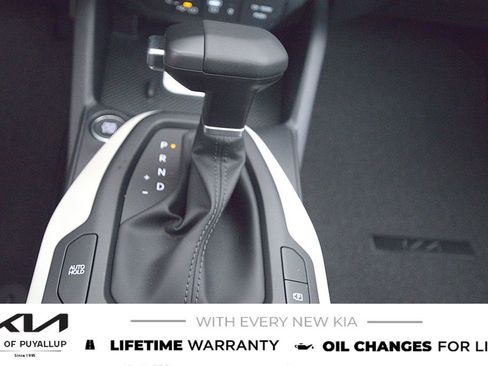 New 2025 Kia K4 GT-Line image 24