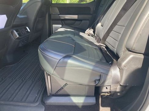 Certified 2022 Ford F150 Platinum w/ Equipment Group 701A High image 16