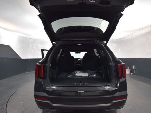 New 2026 Kia Sorento SX Prestige AWD/4WD image 12