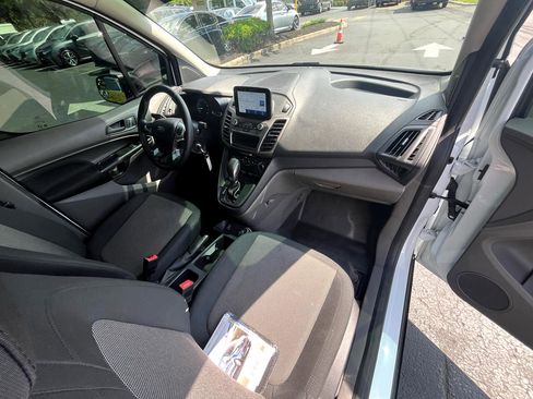 Used 2022 Ford Transit Connect XL image 36