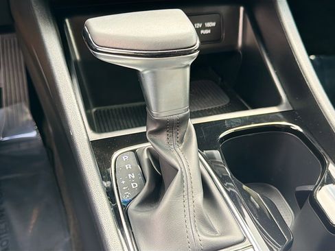 Used 2025 Hyundai Santa Cruz Limited image 27