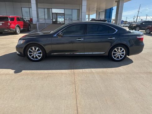 Used 2007 Lexus LS 460 L image 30