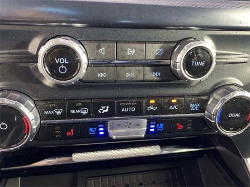 Used 2023 Ford F150 Limited image 21
