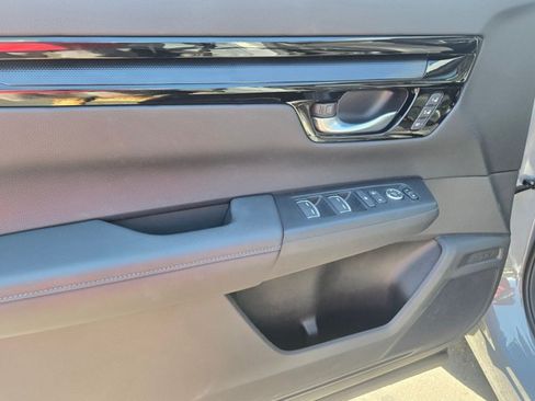 Used 2024 Honda CR-V EX-L image 14