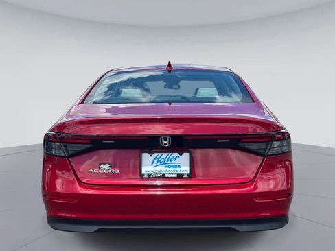 Used 2024 Honda Accord EX image 5