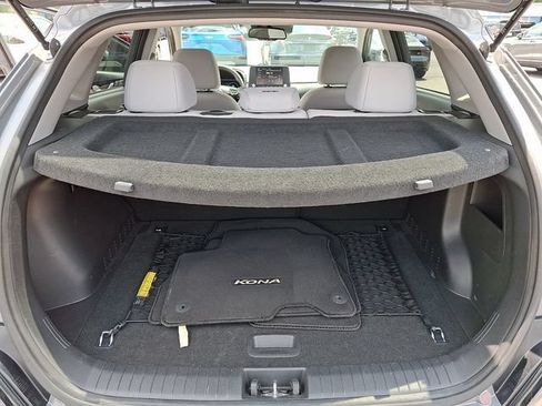 Used 2023 Hyundai Kona SE FWD image 30