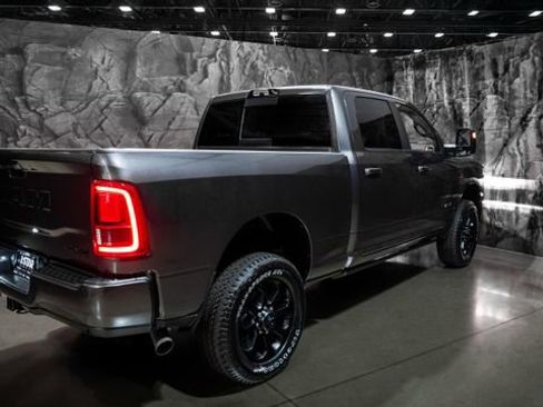 New 2025 RAM 2500 Laramie AWD/4WD image 20