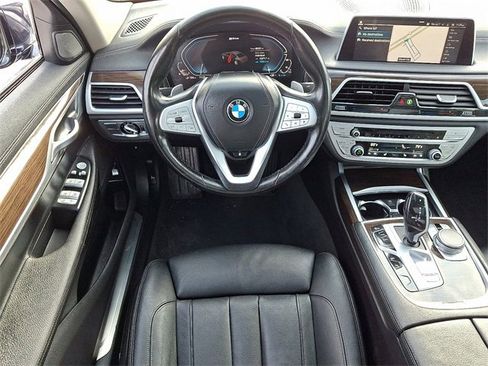 Used 2020 BMW 745e xDrive image 12