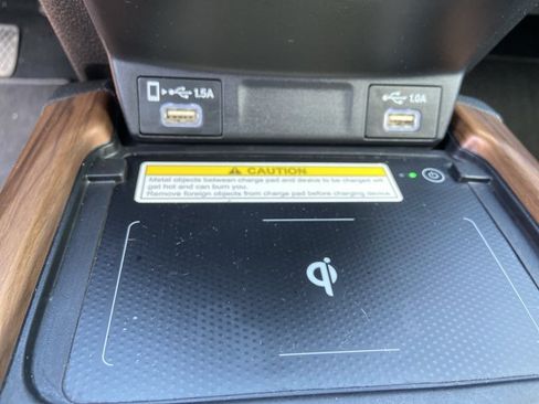 Used 2021 Honda CR-V Touring image 37