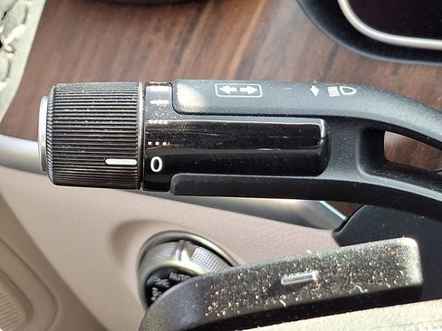 Used 2024 Mercedes-Benz C 300 4MATIC Sedan image 25