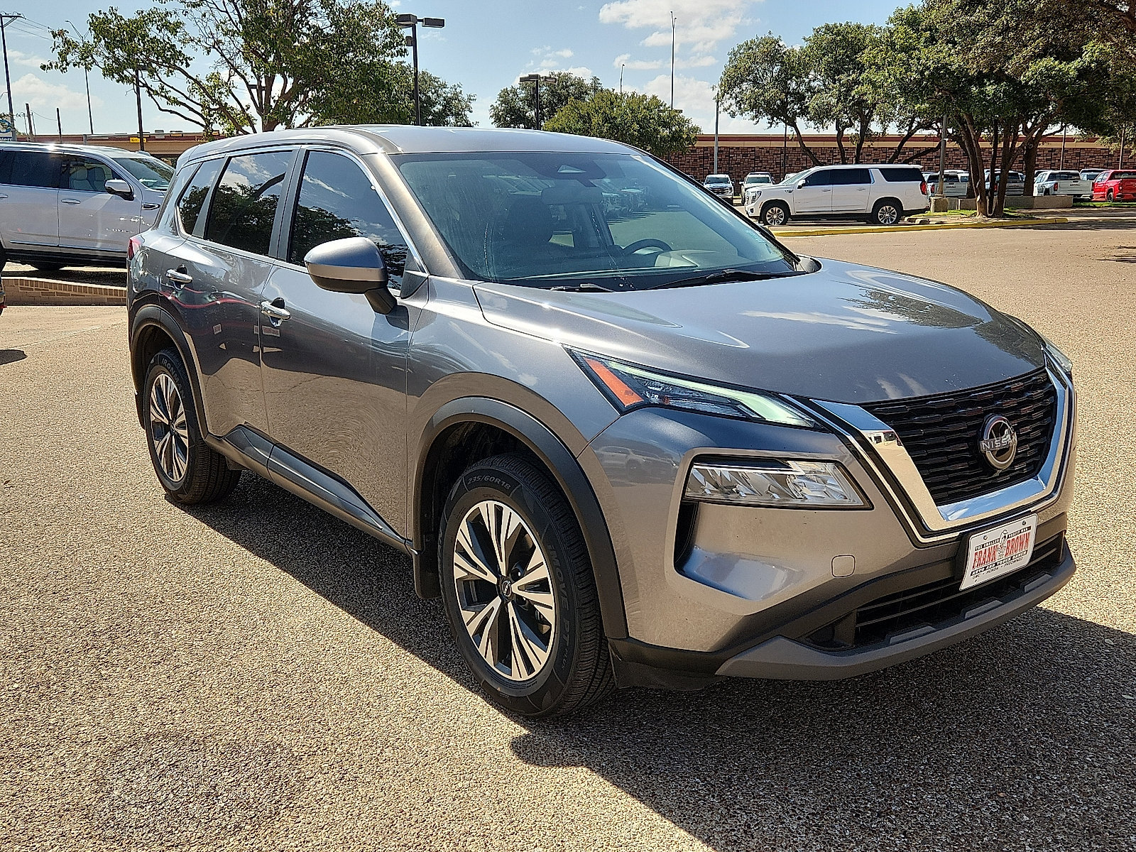 Used 2023 Nissan Rogue SV FWD image 7