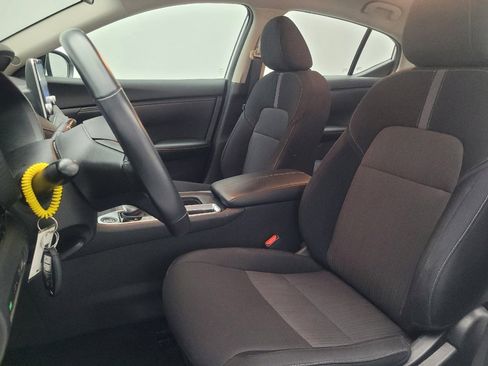 Used 2023 Nissan Sentra SV image 17