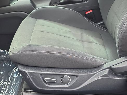 Used 2019 Ford Mustang GT image 30