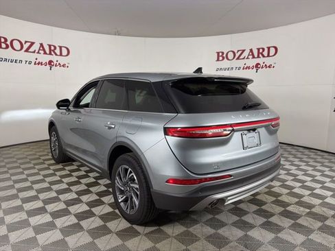 Used 2023 Lincoln Corsair Standard image 6