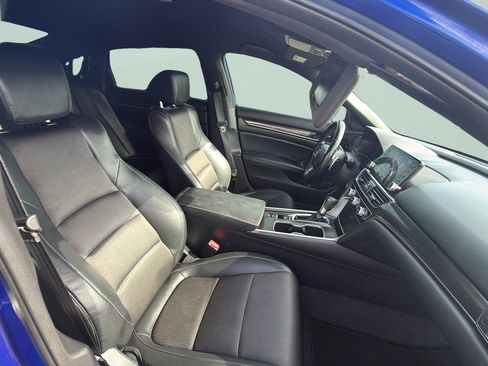 Used 2022 Honda Accord Sport image 10